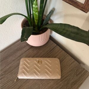 Tan/Beige Rampage Wallet